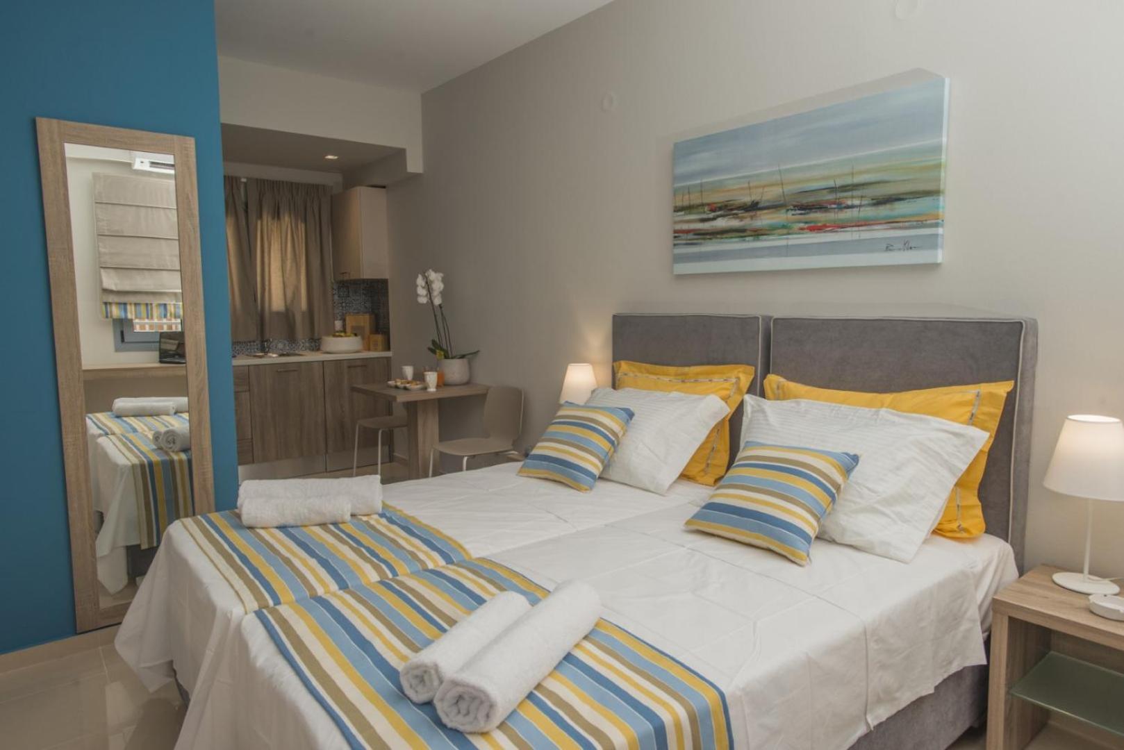 Athina Residence Lentas Luaran gambar