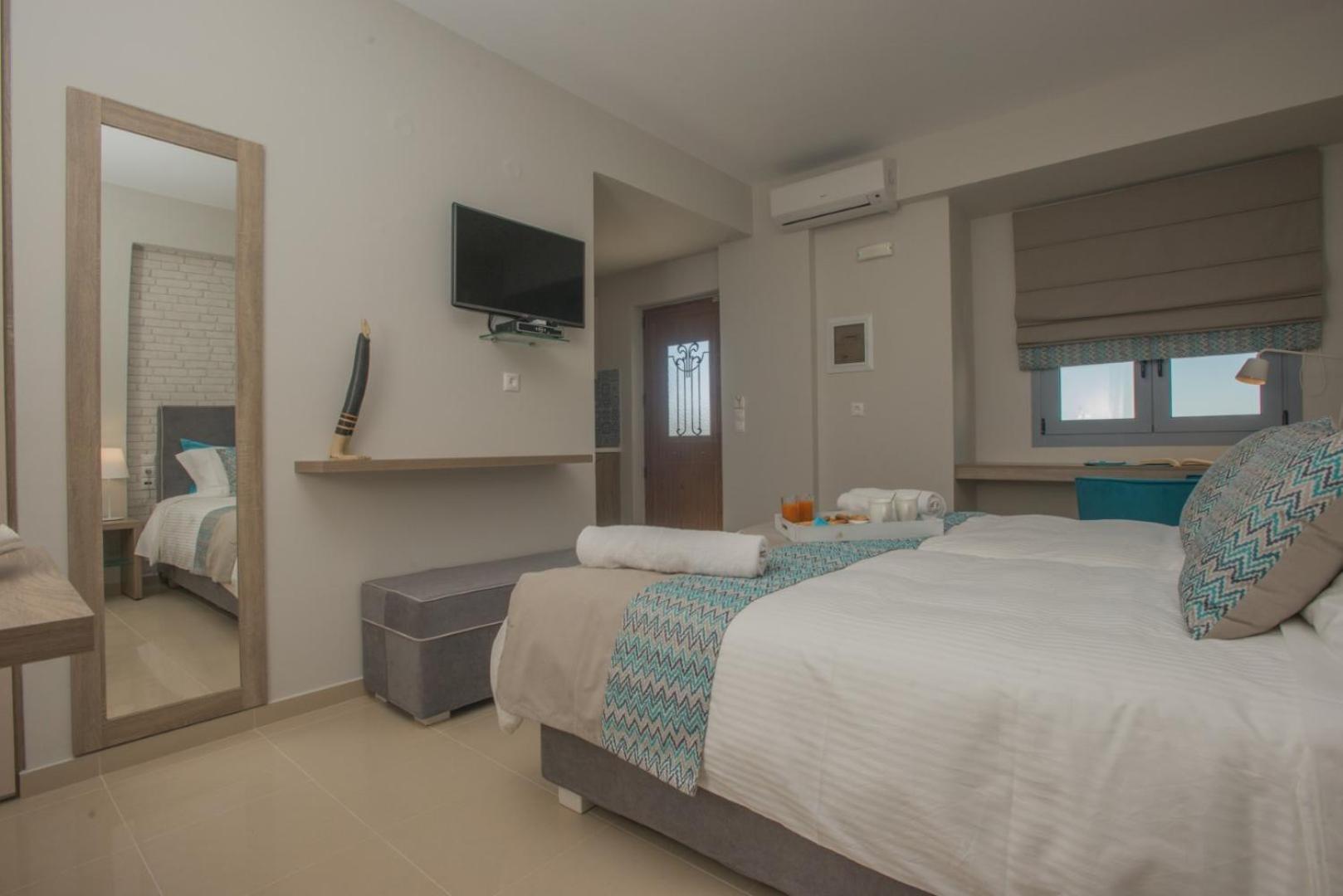 Athina Residence Lentas Luaran gambar