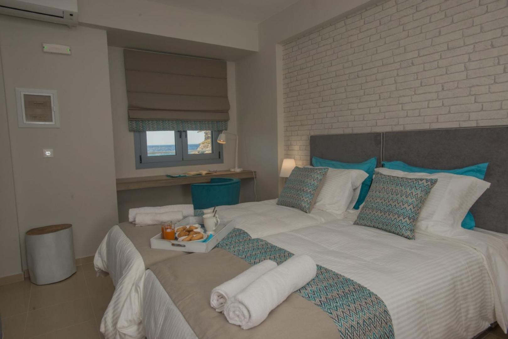 Athina Residence Lentas Luaran gambar