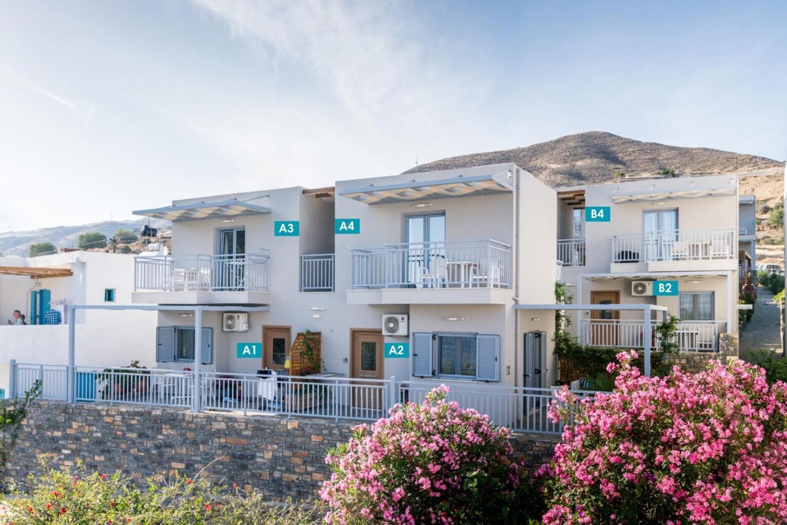 Athina Residence Lentas Luaran gambar
