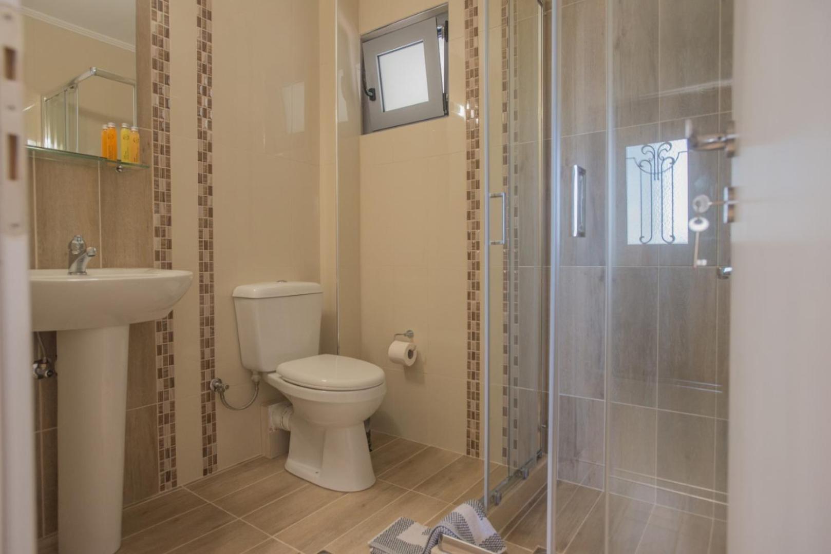 Athina Residence Lentas Luaran gambar