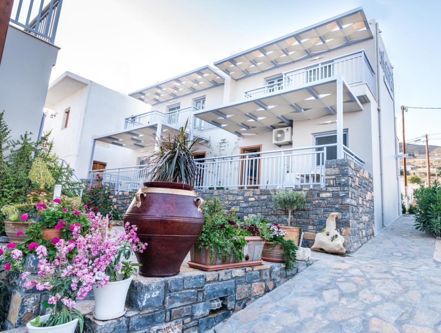 Athina Residence Lentas Luaran gambar