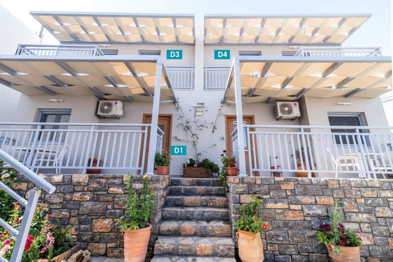 Athina Residence Lentas Luaran gambar